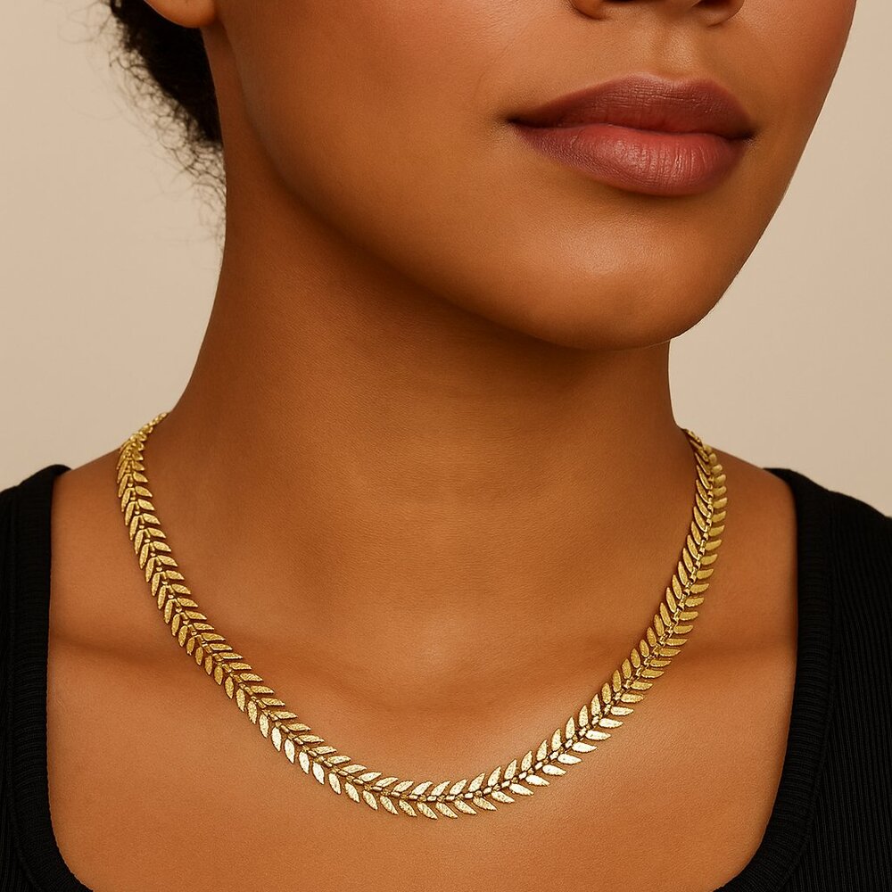 7 Charming Sisters NWT "Go For The Gold" Gold Plated Necklace